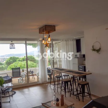 Margaritas Per 4 Persones Amb Vistes A La Pineda Molt A Prop De La Platja I De Апартаменты *